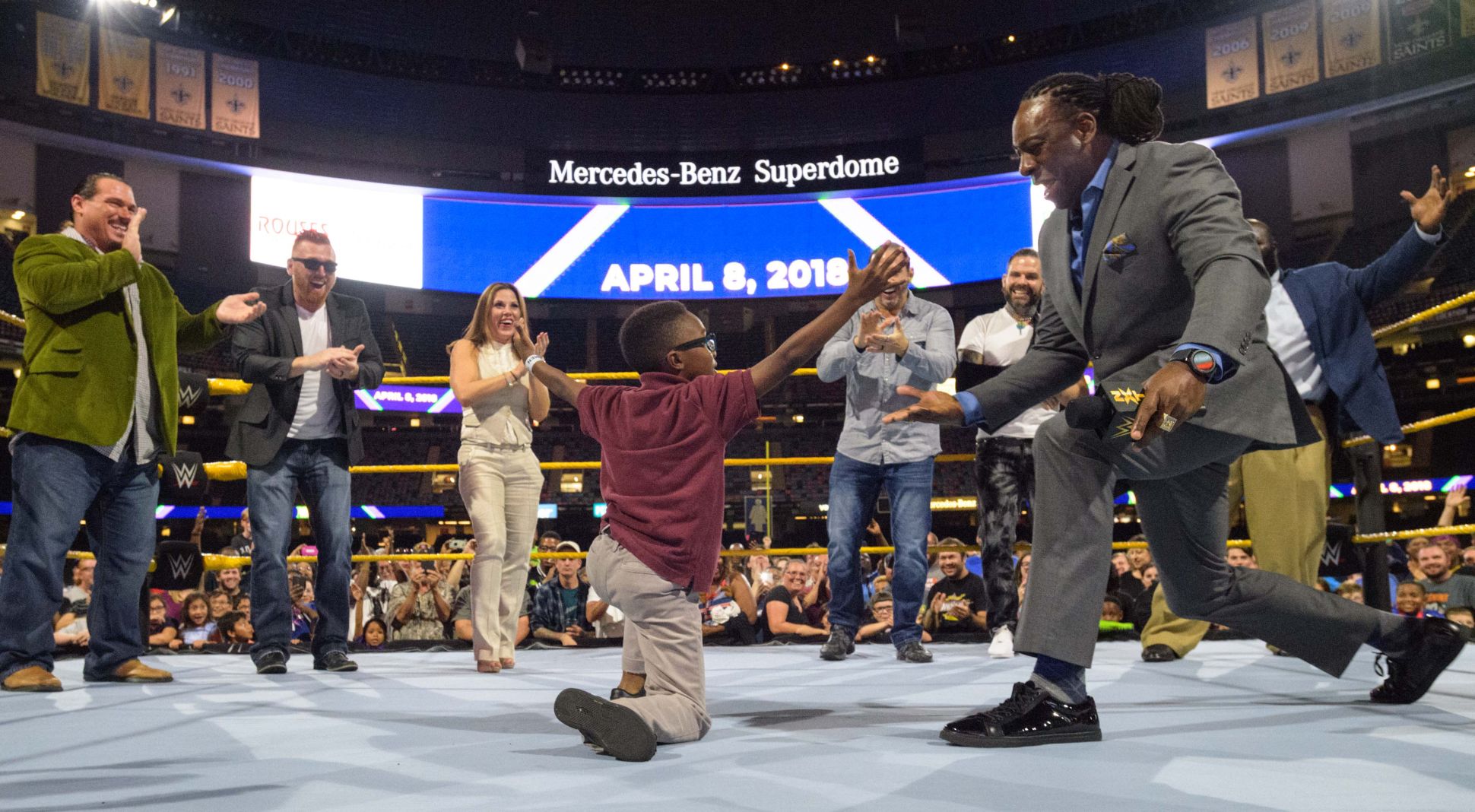 no.wrestlemaina.111717.017.JPG